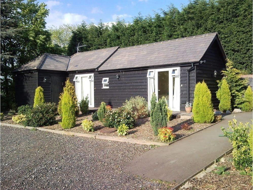 Latchmead Bed&Breakfast Stansted Mountfitchet Exterior foto